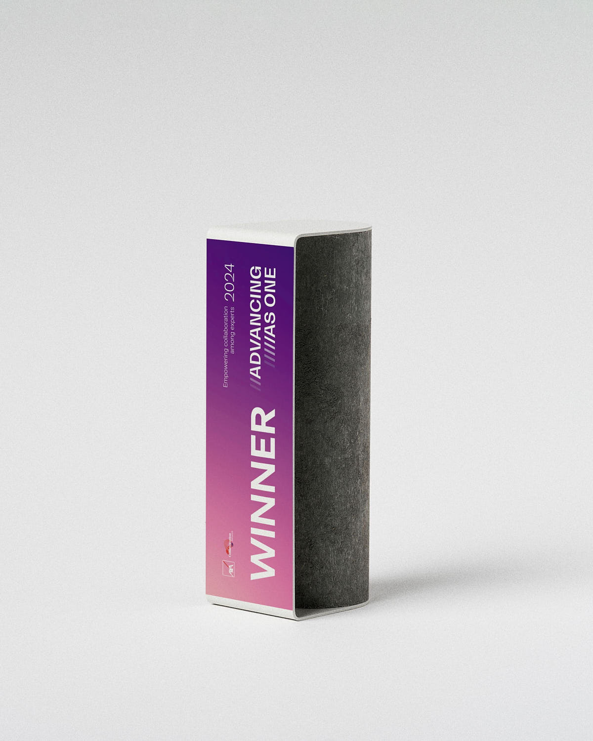 personalizaci&oacute;n trofeo Totem CLOT Sustain Awards